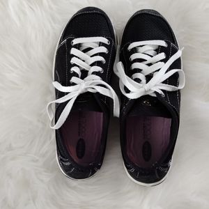 Dr. Scholl's Memory Foam Comfort Fit Sneakers